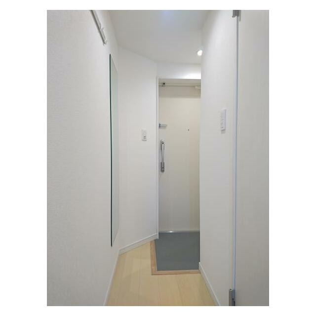 (玄関)