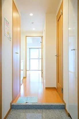 ※同仕様写真含む(玄関)
