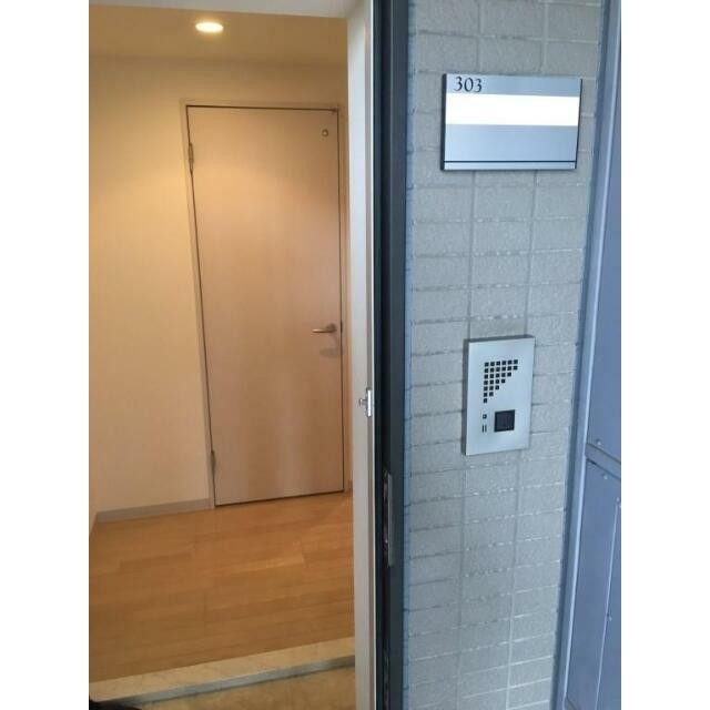 (玄関)