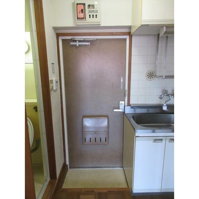 (玄関)