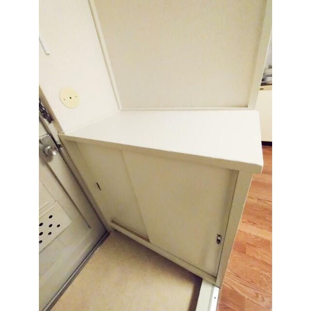 (玄関)