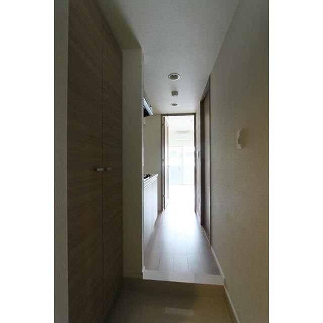 ※同仕様写真含む(玄関)