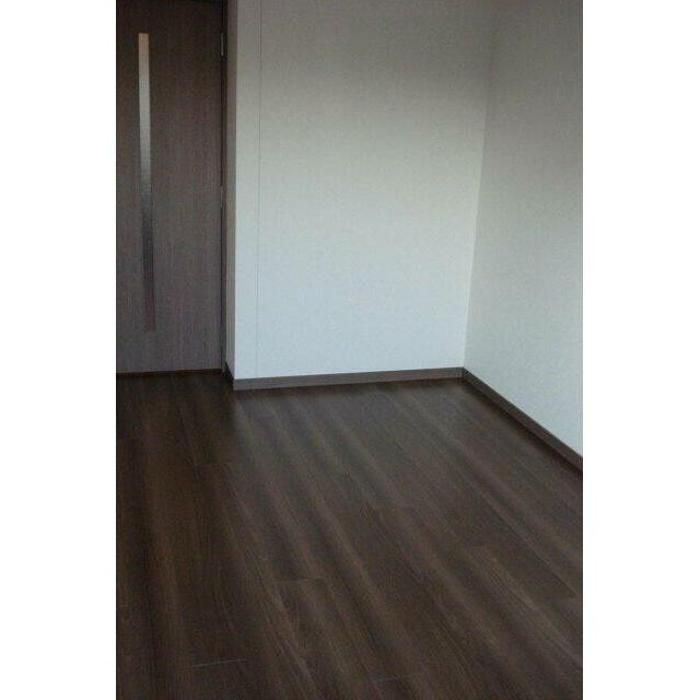 (居間)