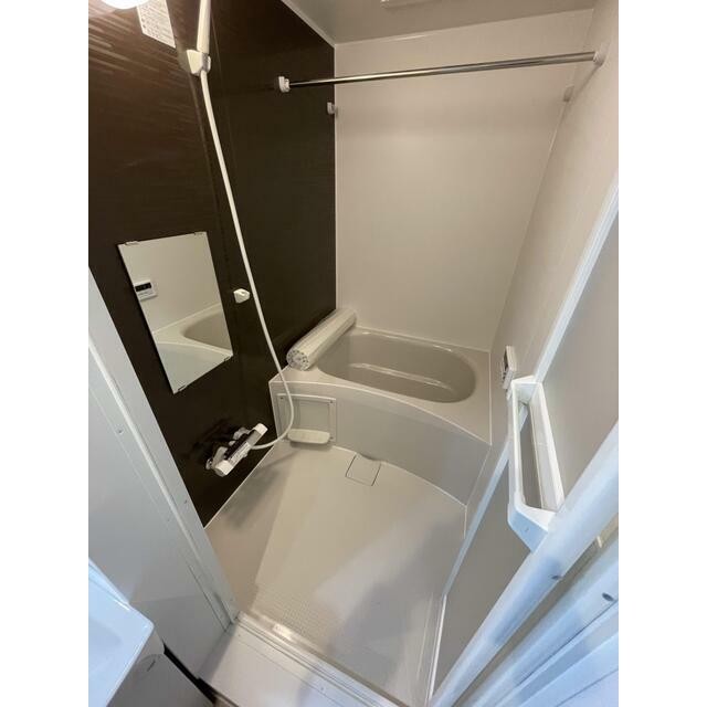 写真は新築時の別部屋ものです(風呂)
