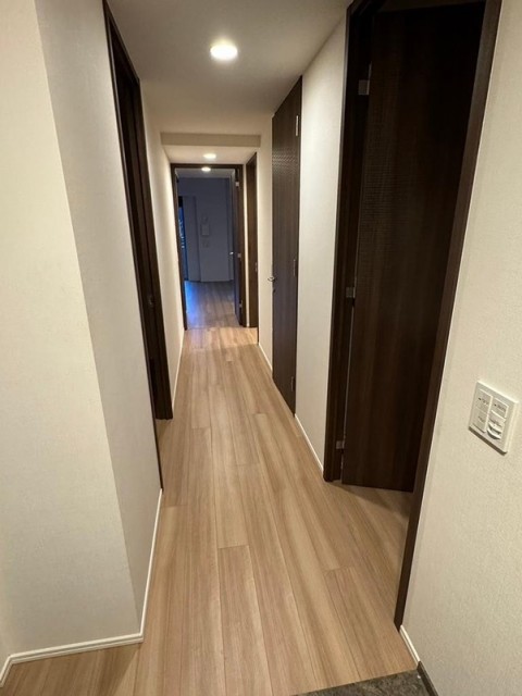 (玄関)