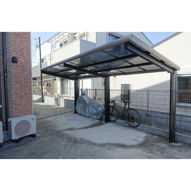 駐輪スペースあり（バイクも置けます）