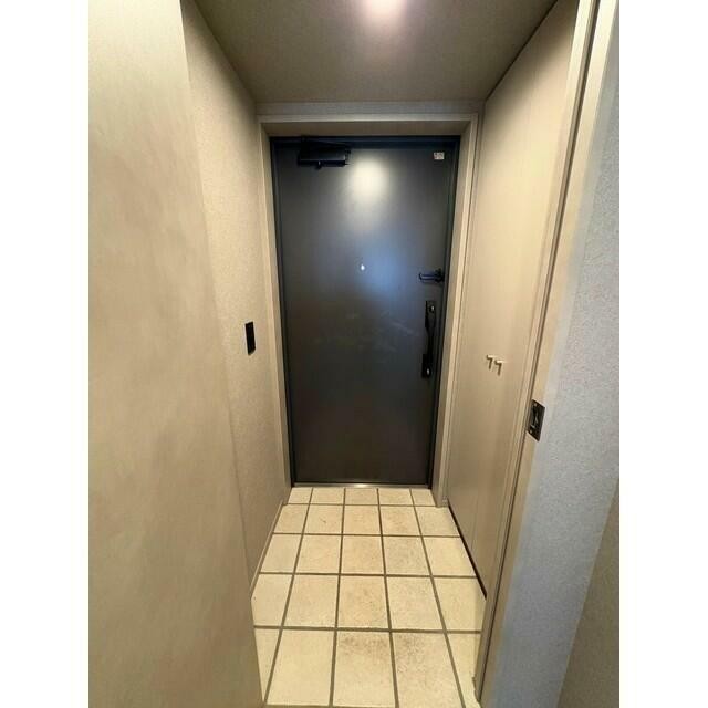 (玄関)