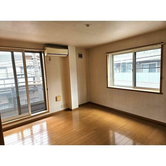 ※退去時のお写真です。現況優先(居間)