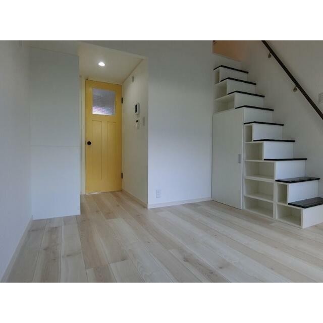 (居間)