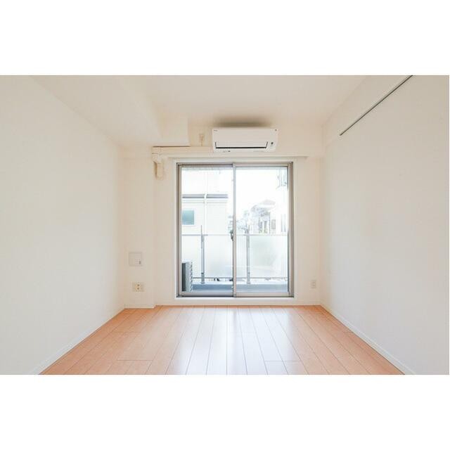 (居間)