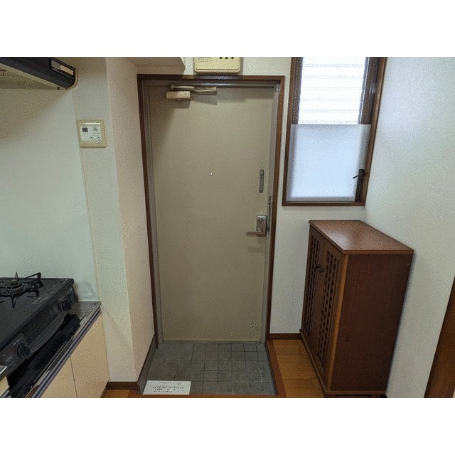(玄関)
