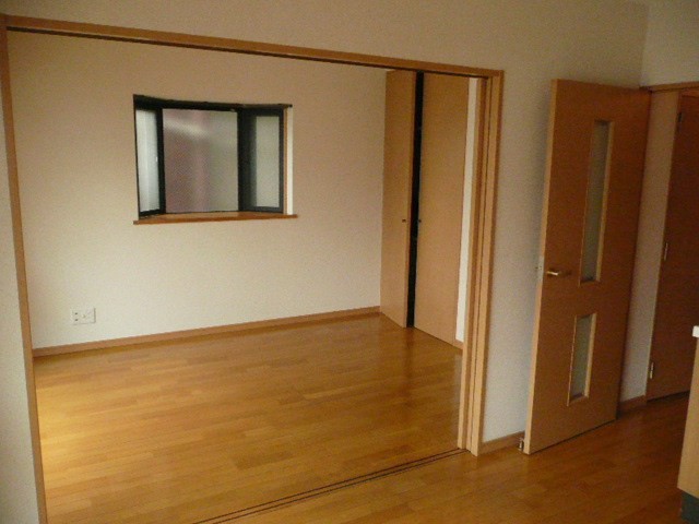 (居間)