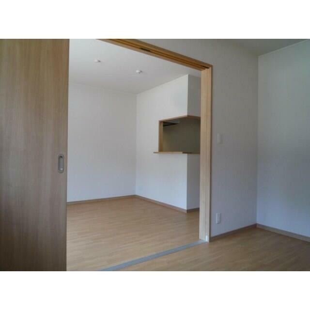 (居間)