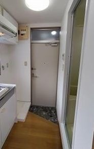 (玄関)