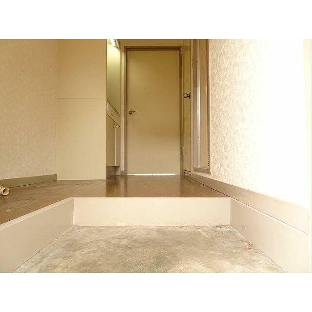 (玄関)