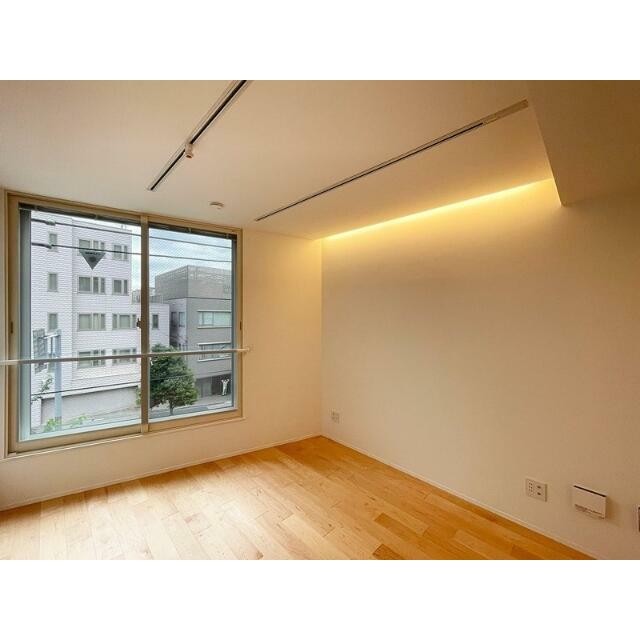別部屋同間取(居間)