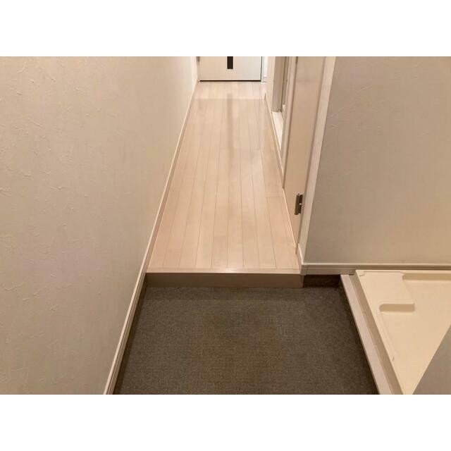 (玄関)