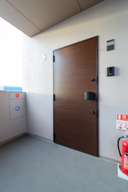 ※写真は同タイプ住戸です。(玄関)