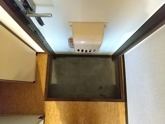 (玄関)