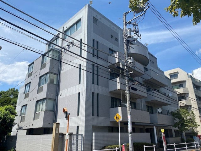 港区三田4丁目 【賃貸居住】マンション