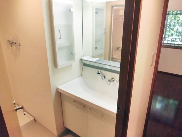 ※同仕様写真(内装)