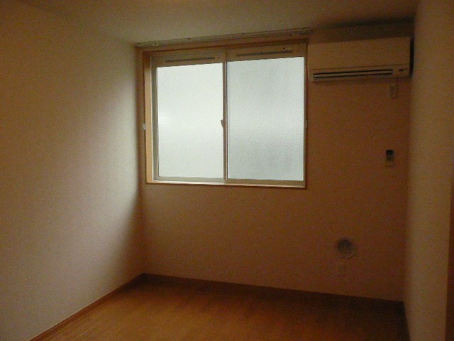 (居間)