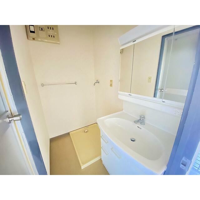※同仕様写真含む(内装)