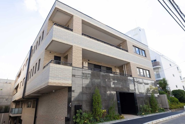 港区南青山4丁目 【賃貸居住】マンション