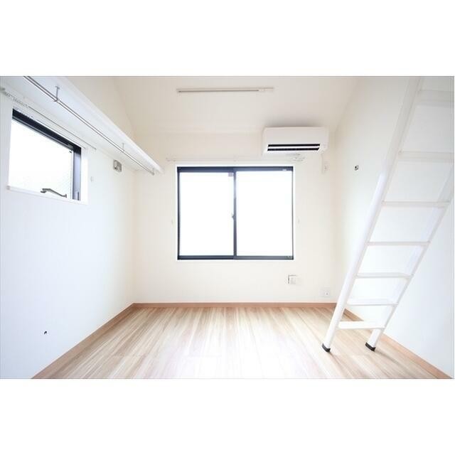 (居間)