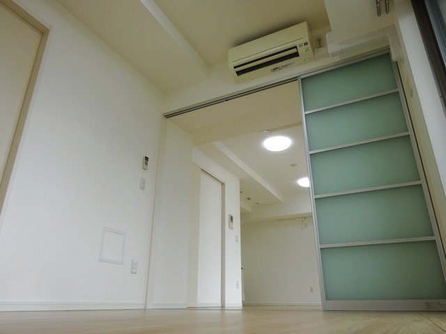 (居間)