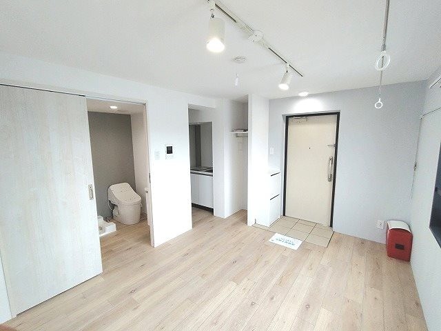 (居間)