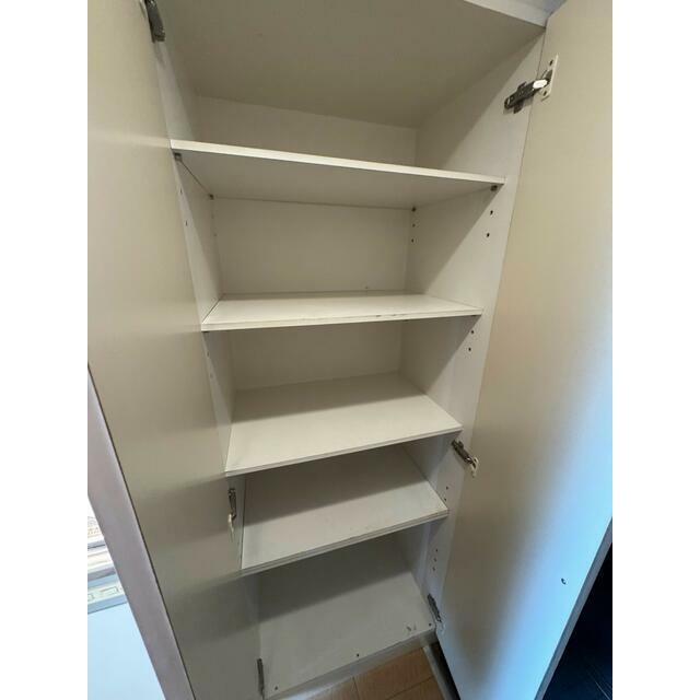同マンションの別部屋です
