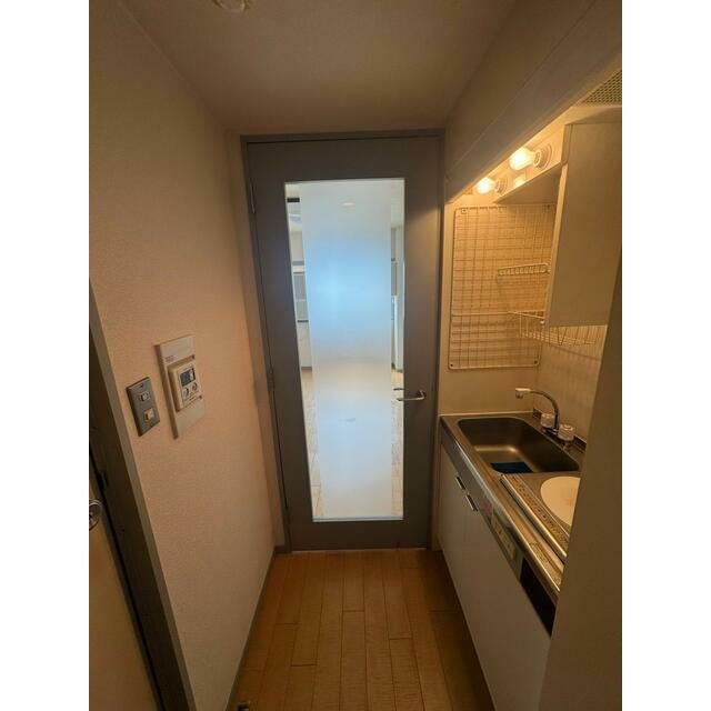 同マンションの別部屋です(玄関)