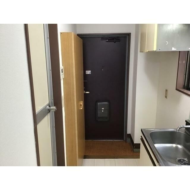 (玄関)