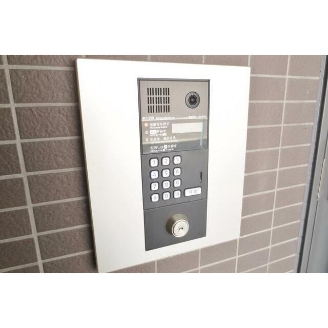 オートロック完備(その他建物画像)