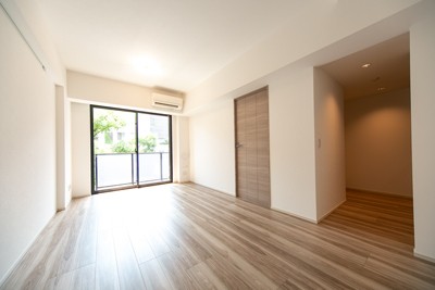 ※写真は同タイプ住戸です。(居間)