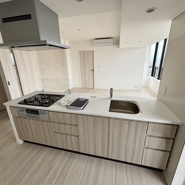 ※写真は同タイプ住戸です。(キッチン)