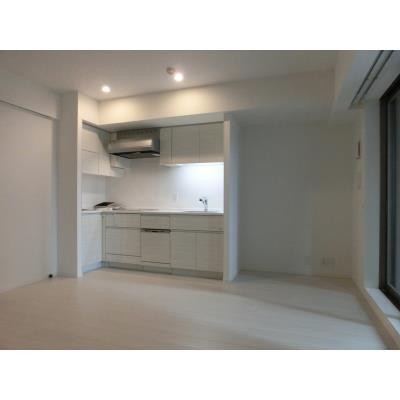 ※写真は同タイプ住戸です。(居間)