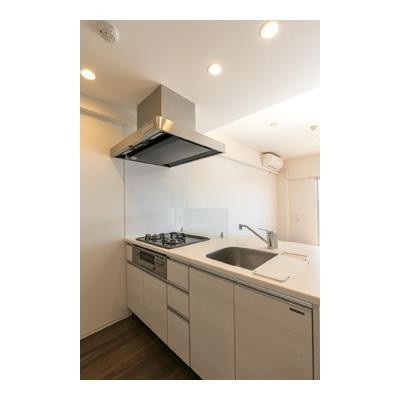 ※写真は同タイプ住戸です。(キッチン)