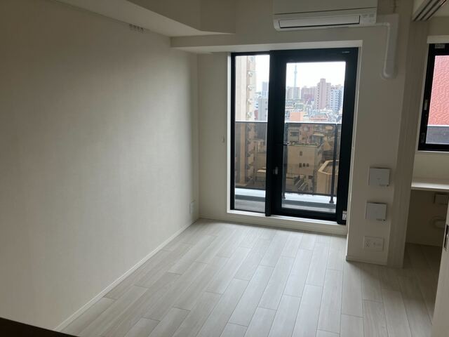 ※写真は同タイプ住戸です。(居間)