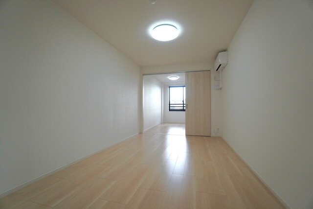 ※写真は同タイプ住戸です。(居間)