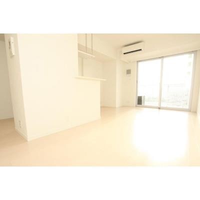 ※写真は同タイプ住戸です。(居間)