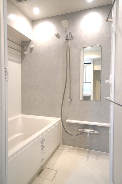 ※写真は同タイプ住戸です。(風呂)