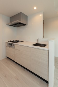 ※写真は同タイプ住戸です。(キッチン)