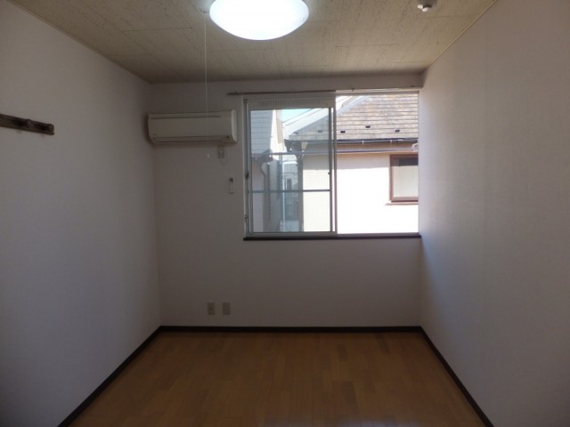 (居間)