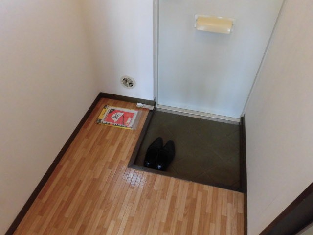 (玄関)