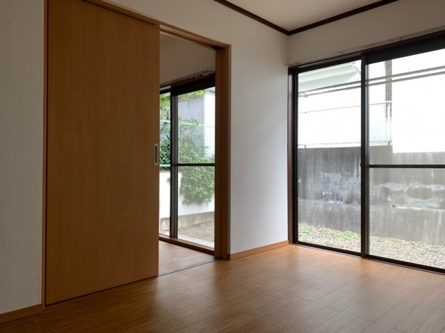(居間)